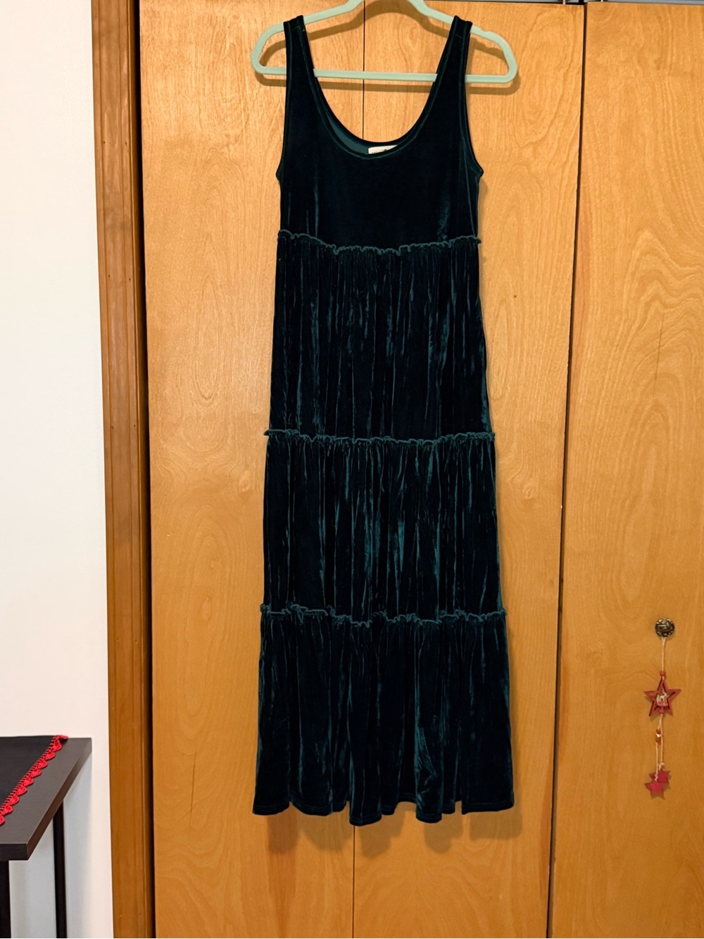 NATURAL LIFE Dark Green Velvet Tiered Maxi Dress